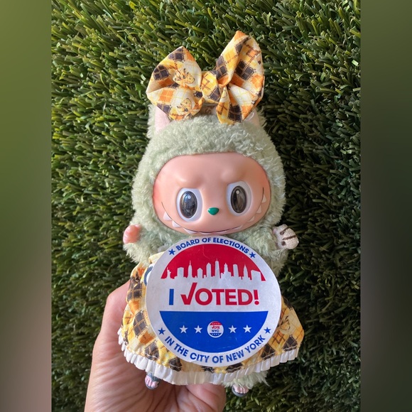 Custom Doll Stylist and beginner doll maker☠️💚🧸 - Picture 11 of 13